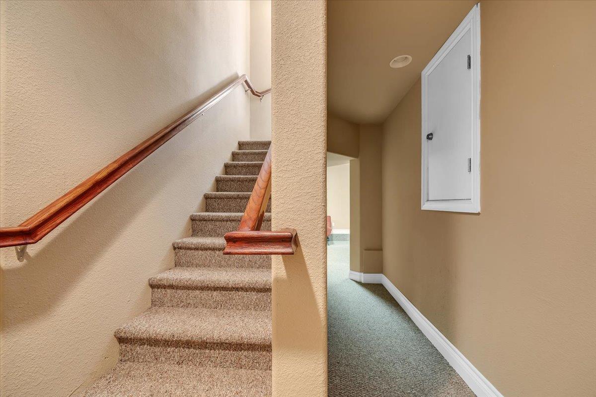 294 Sunrise Rd #2, Copperopolis, CA 95228