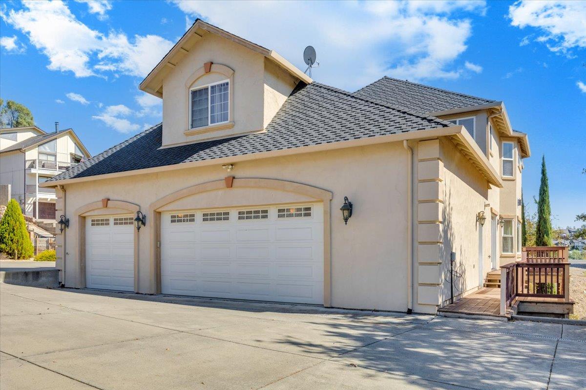 294 Sunrise Rd #2, Copperopolis, CA 95228