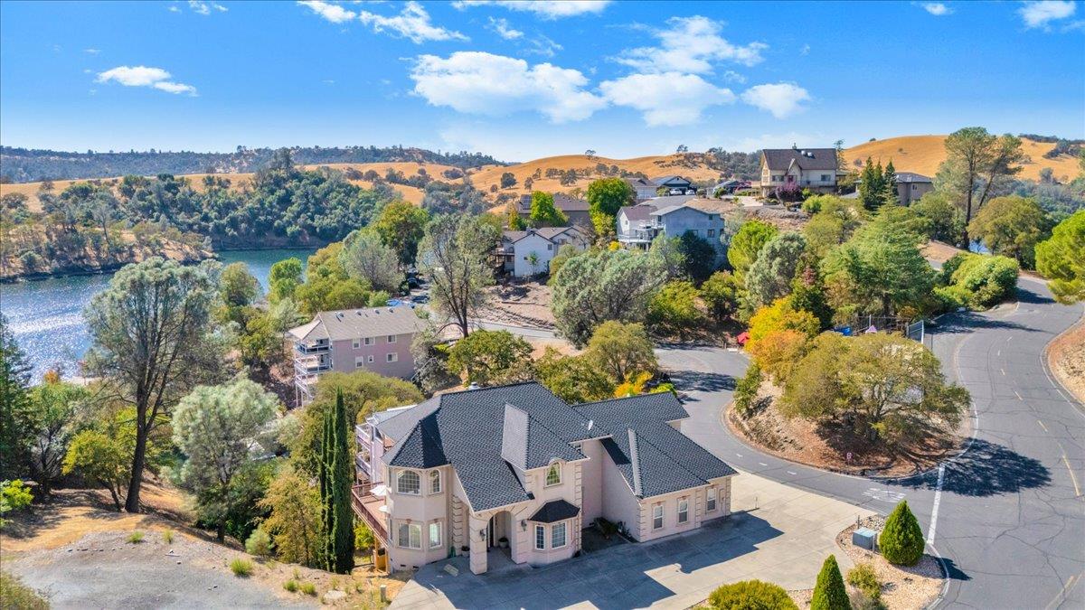 294 Sunrise Rd #2, Copperopolis, CA 95228