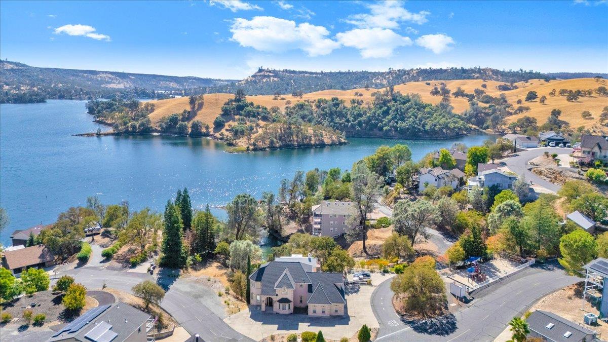 294 Sunrise Rd #2, Copperopolis, CA 95228