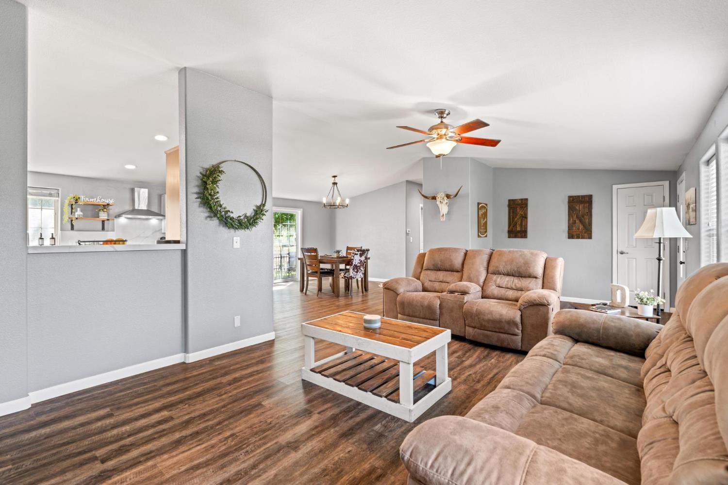 12518 Lone Oak Rd, Waterford, CA 95386