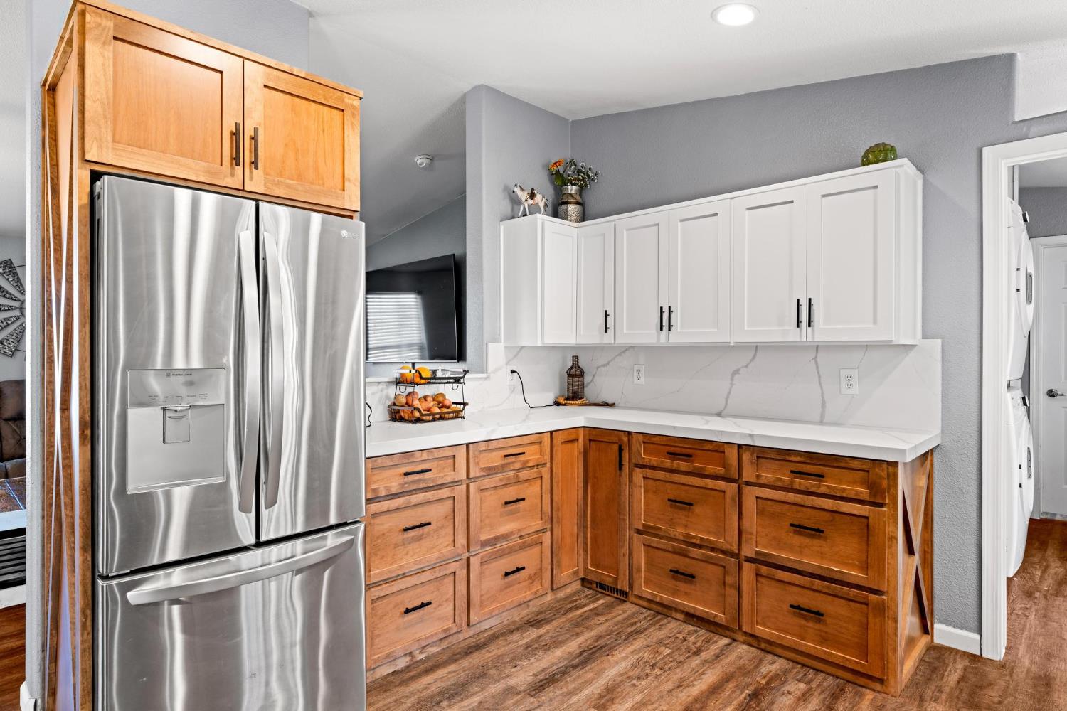 12518 Lone Oak Rd, Waterford, CA 95386