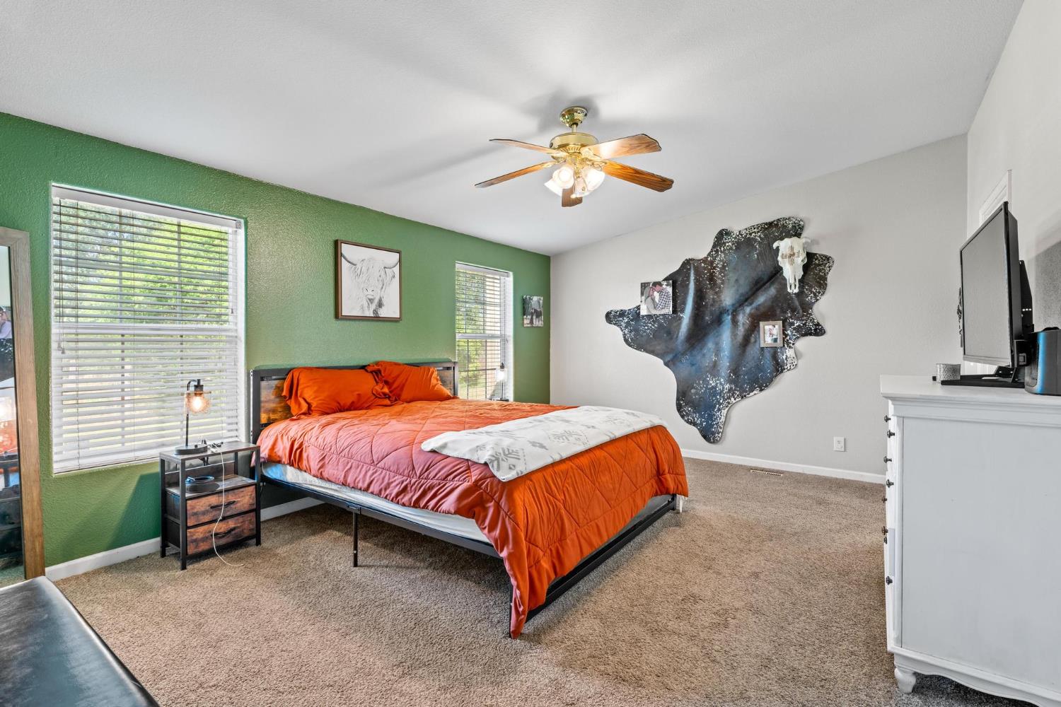 12518 Lone Oak Rd, Waterford, CA 95386