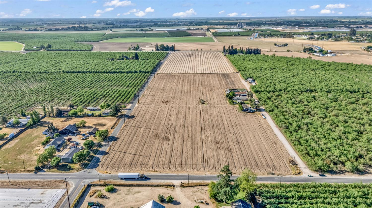 14105 El Capitan Way, Delhi, CA 95315