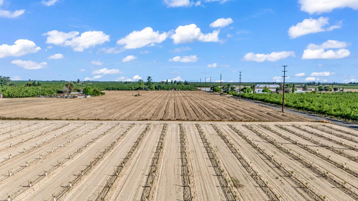 14105 El Capitan Way, Delhi, CA 95315