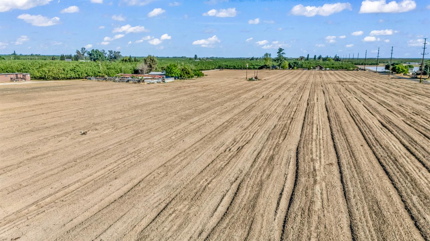 14105 El Capitan Way, Delhi, CA 95315