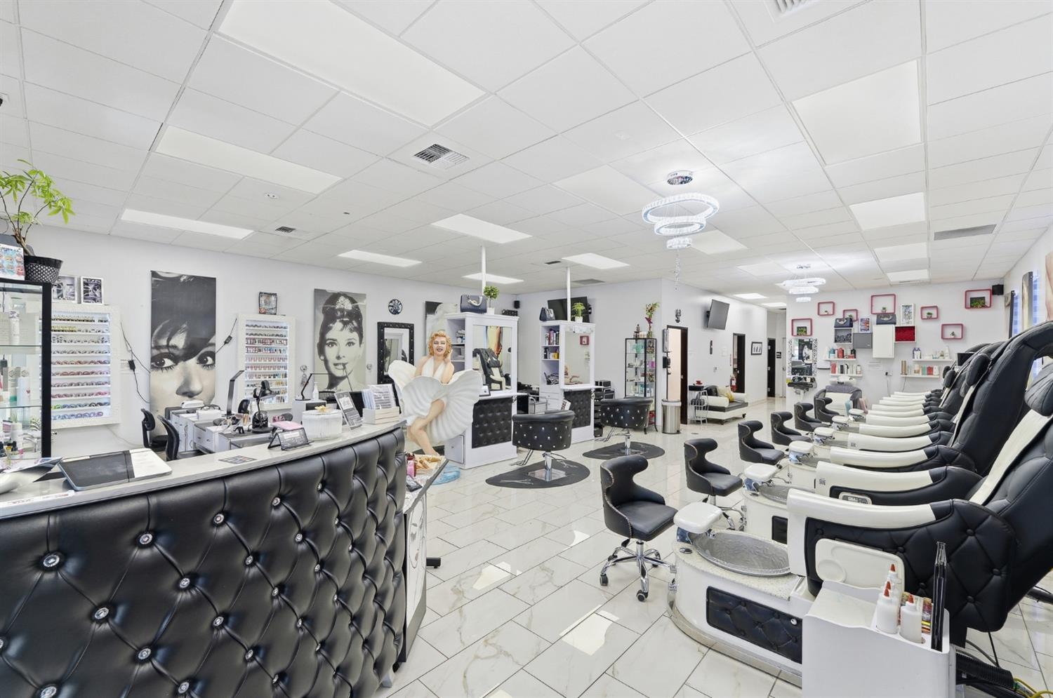 549 N Golden State Blvd, Turlock, CA 95380