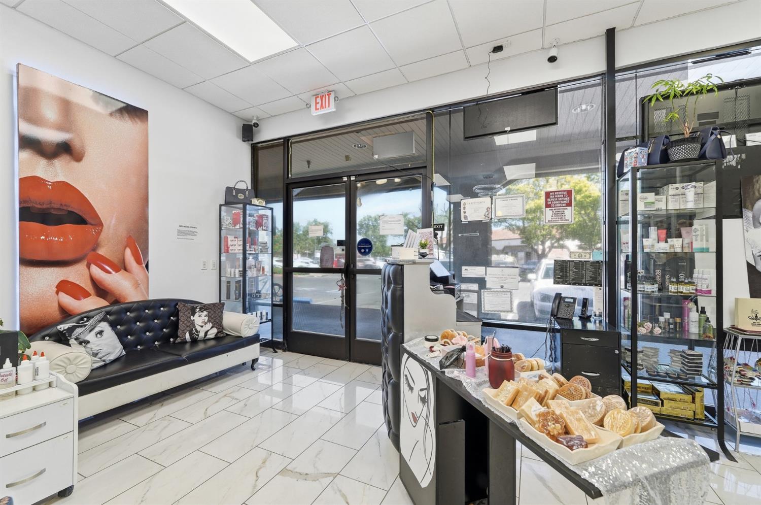 549 N Golden State Blvd, Turlock, CA 95380