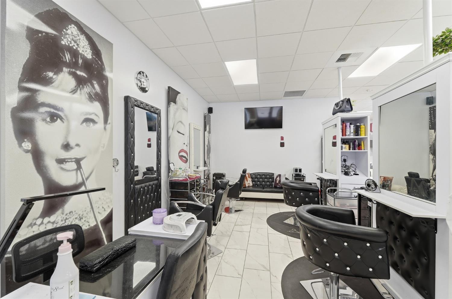 549 N Golden State Blvd, Turlock, CA 95380