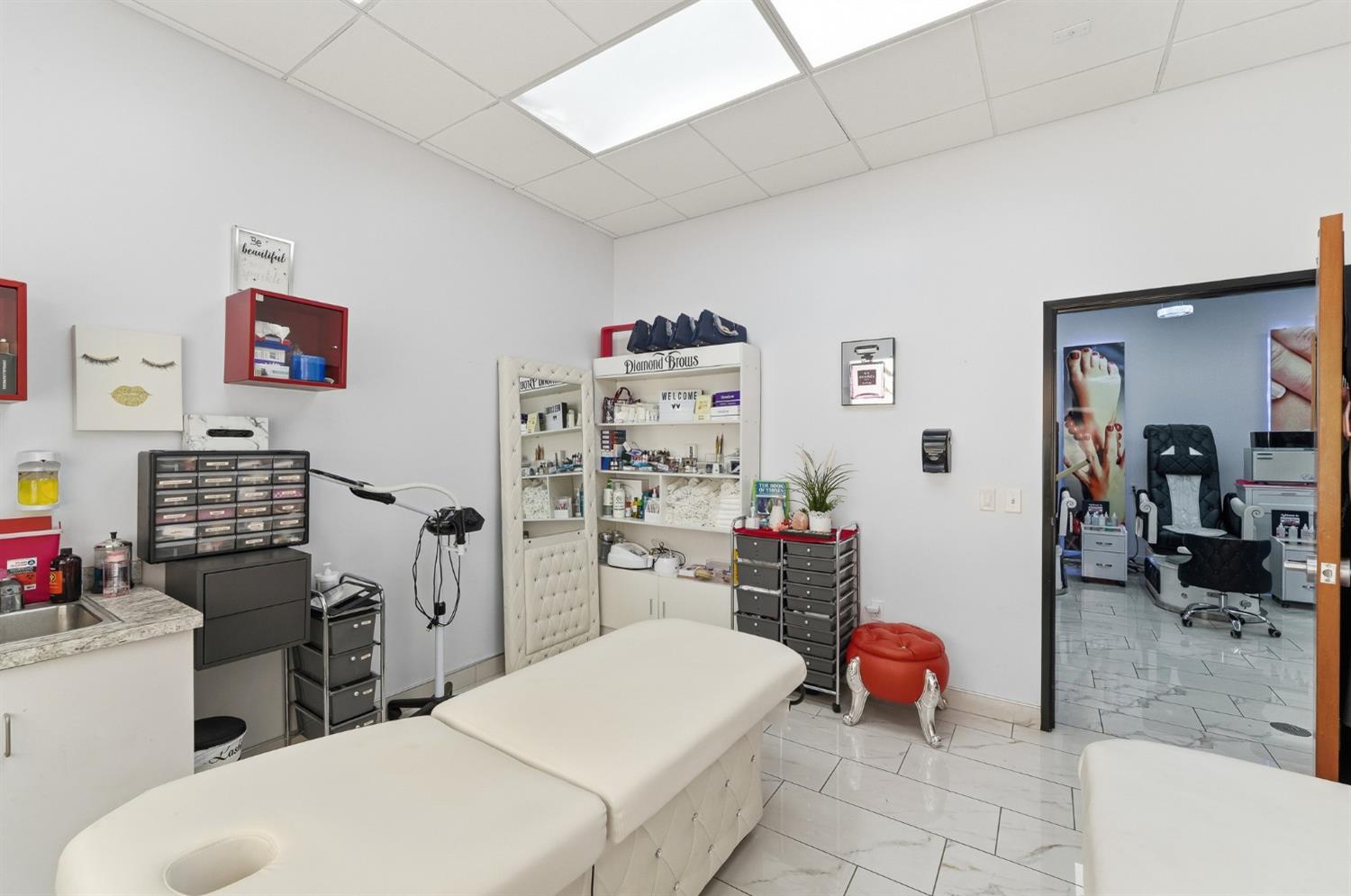 549 N Golden State Blvd, Turlock, CA 95380