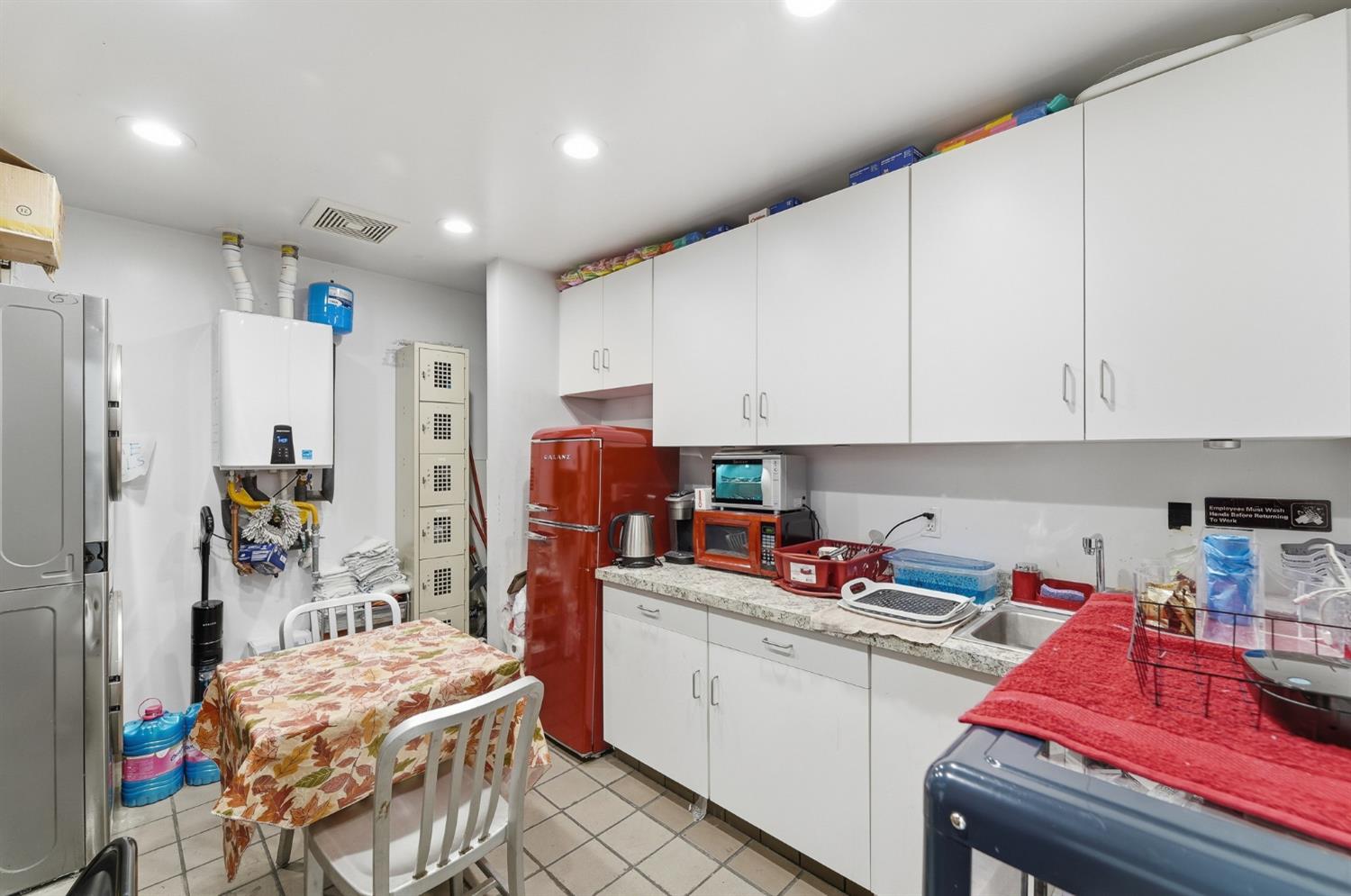 549 N Golden State Blvd, Turlock, CA 95380