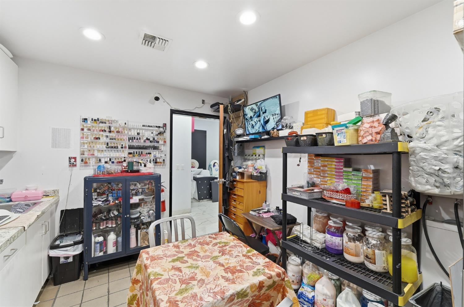 549 N Golden State Blvd, Turlock, CA 95380