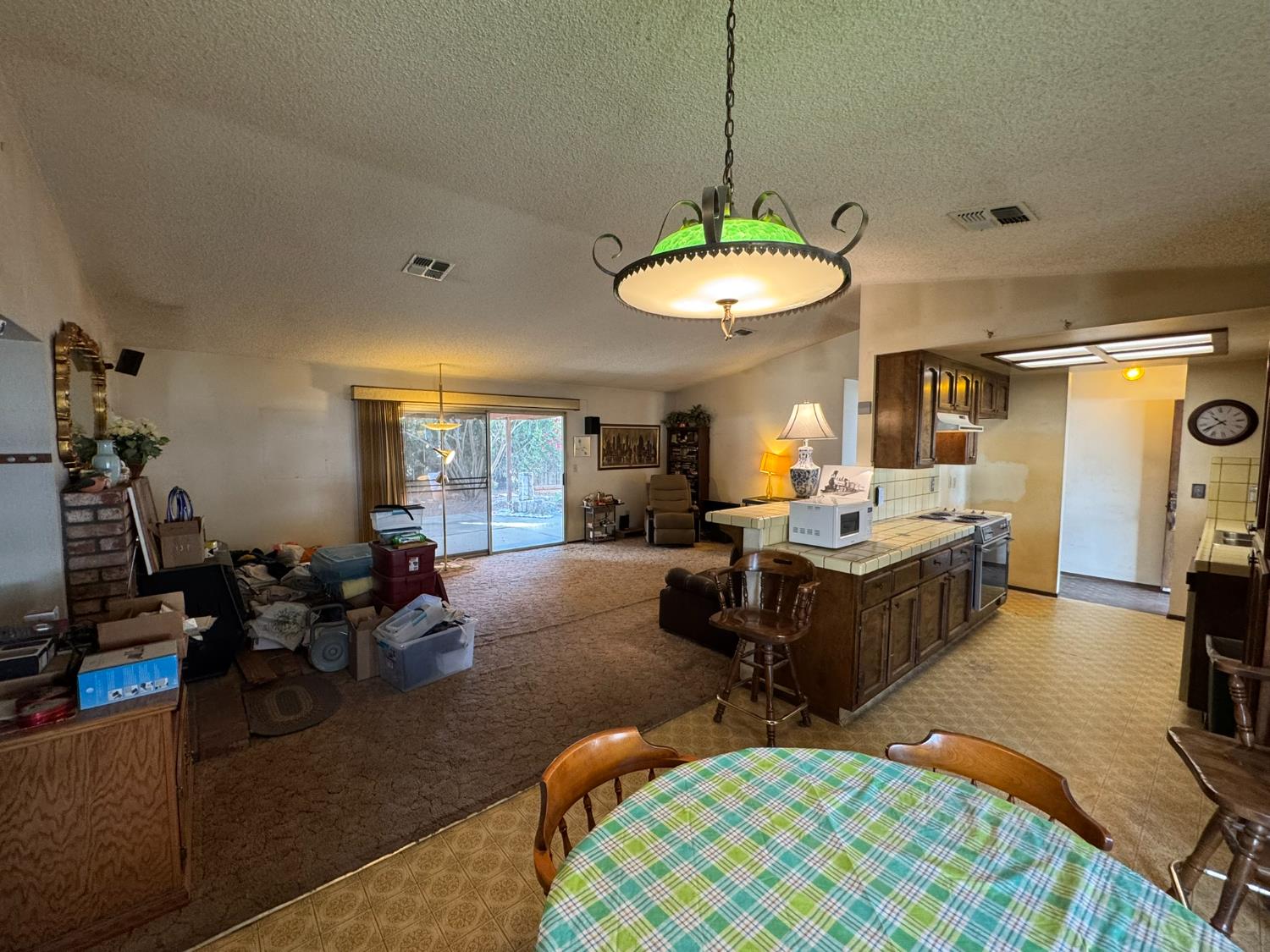 1461 E D St, Oakdale, CA 95361