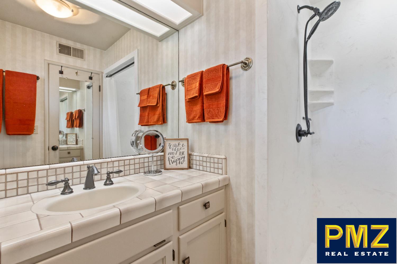 417 Little John Ln, Modesto, CA 95350