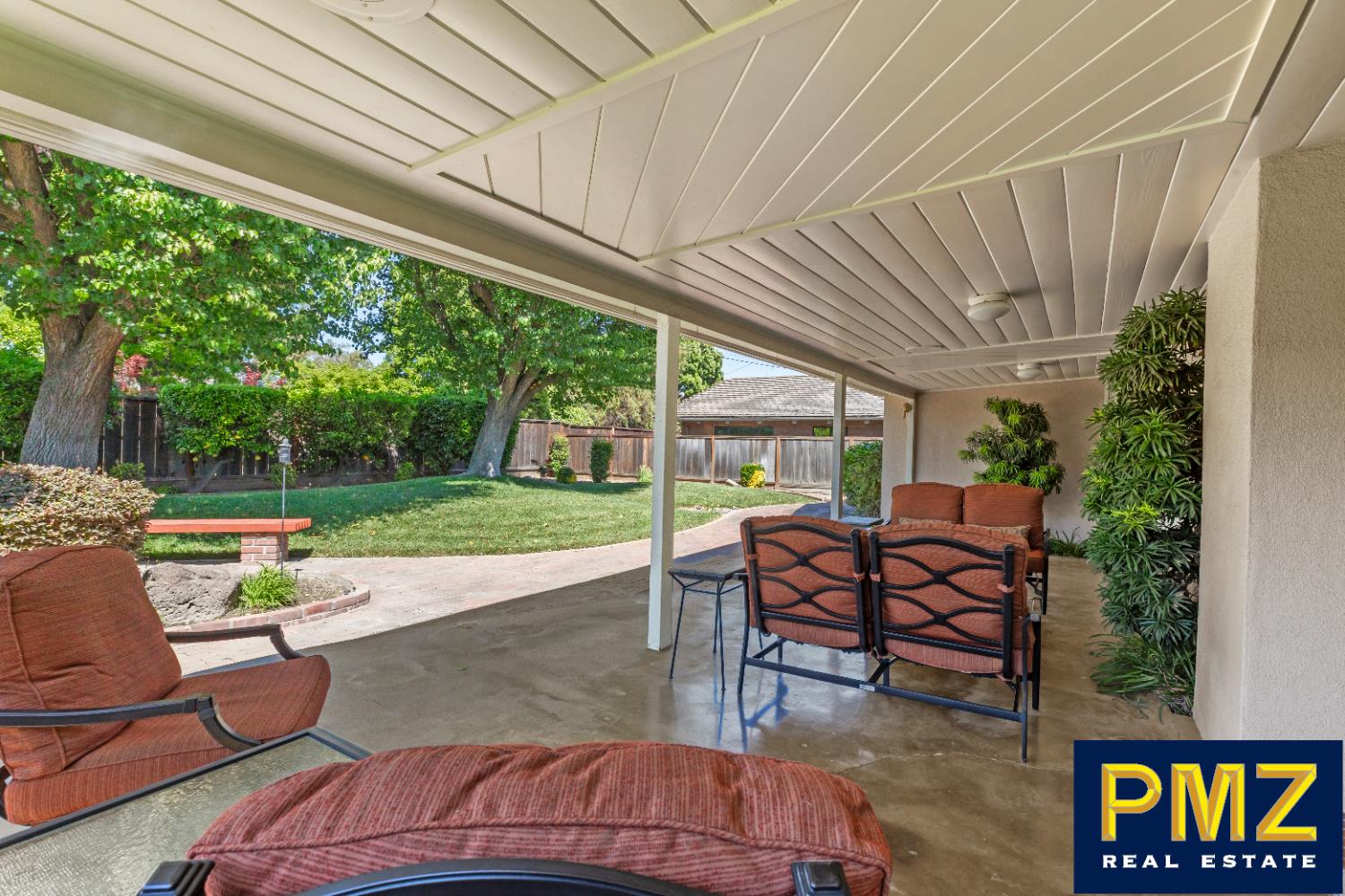 417 Little John Ln, Modesto, CA 95350