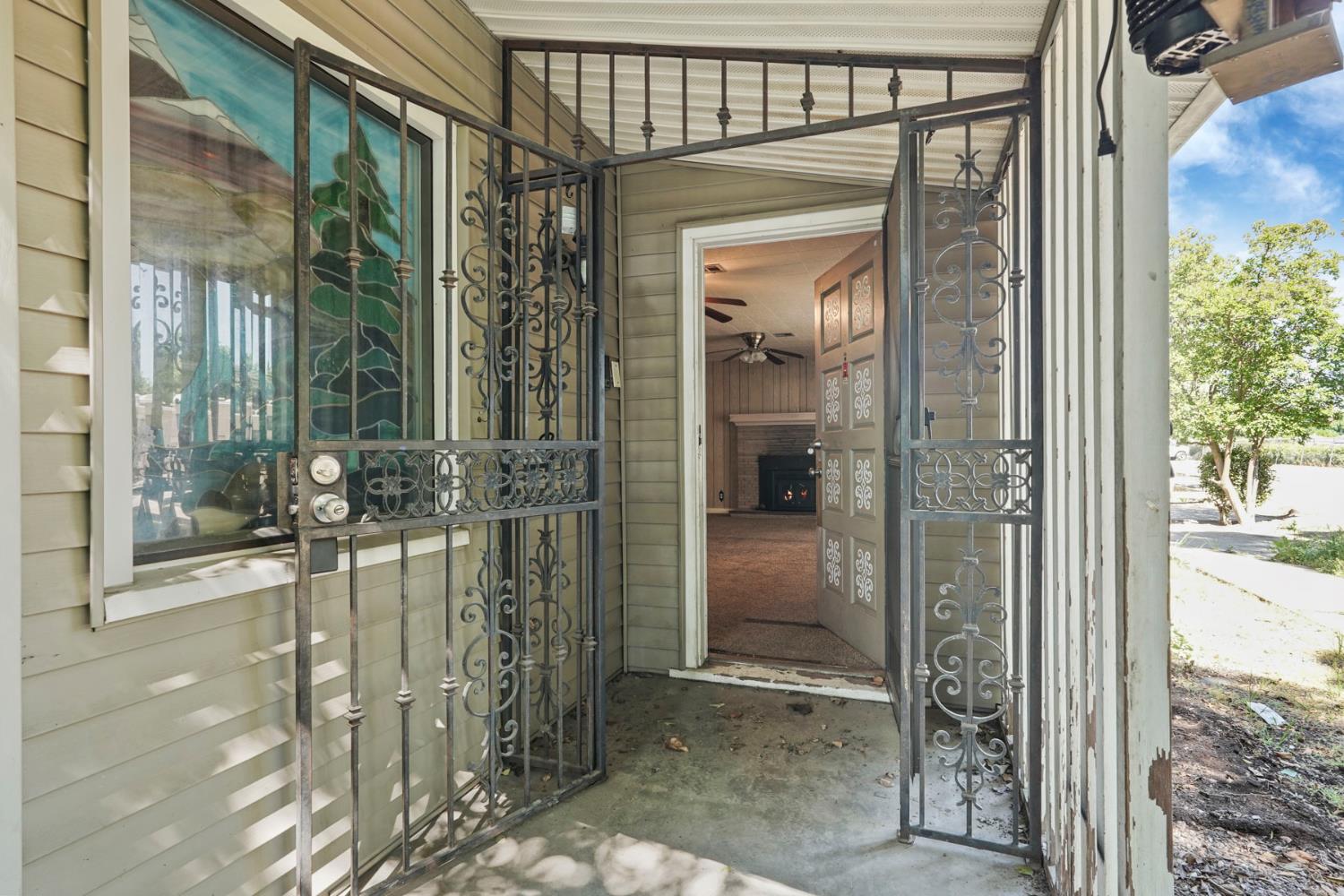 2194 Yosemite Pkwy, Merced, CA 95341