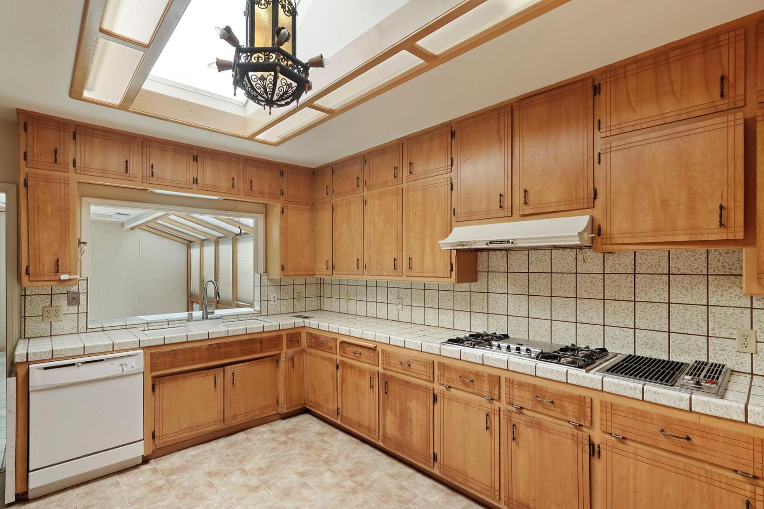 2194 Yosemite Pkwy, Merced, CA 95341