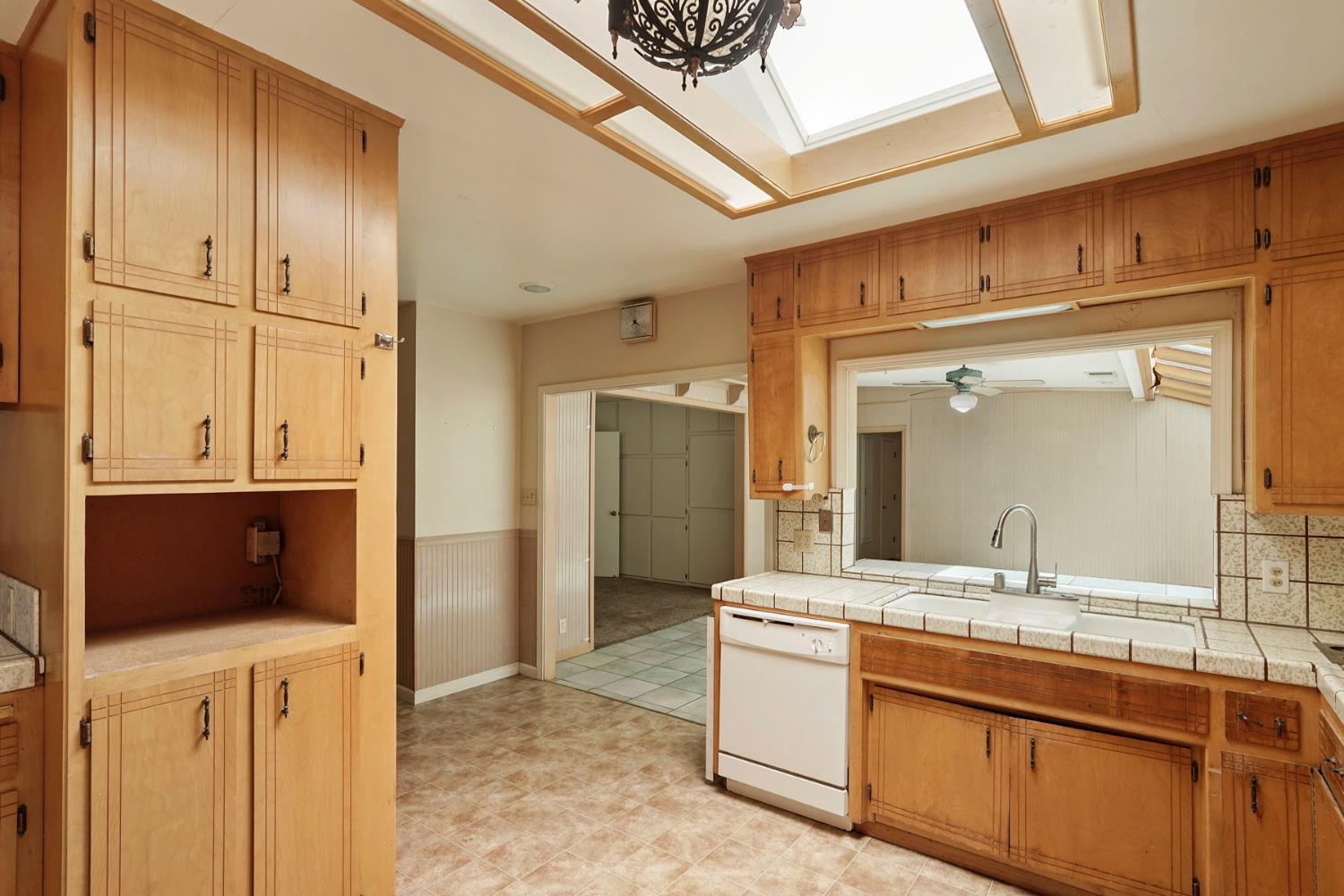 2194 Yosemite Pkwy, Merced, CA 95341