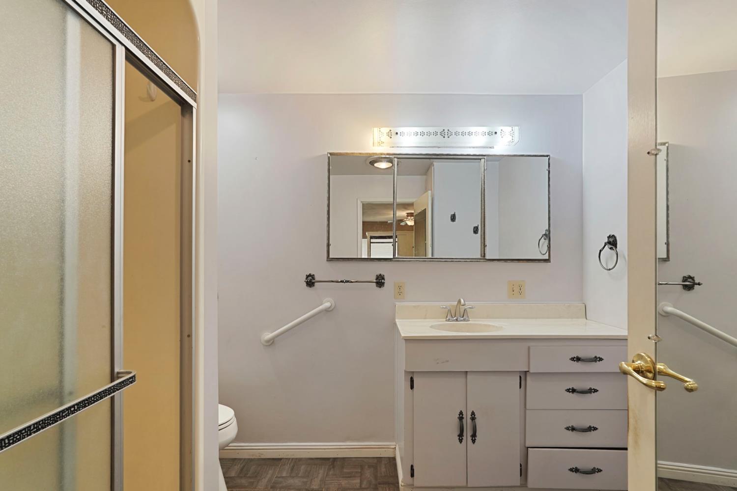 2194 Yosemite Pkwy, Merced, CA 95341