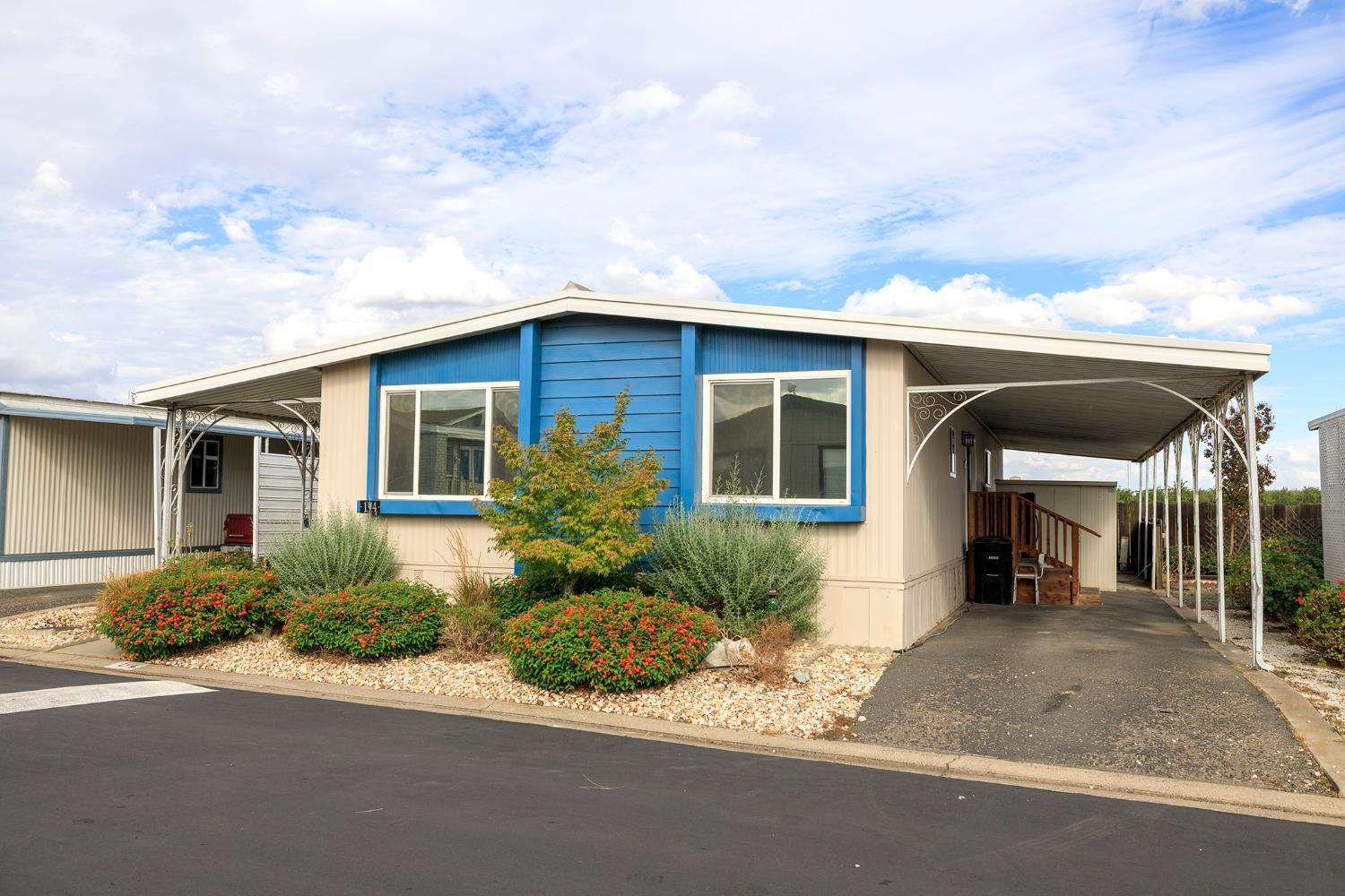 2505 Jackson Ave #194, Escalon, CA 95320