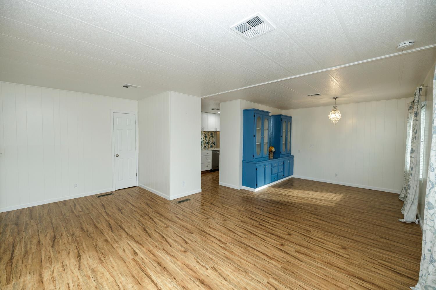 2505 Jackson Ave #194, Escalon, CA 95320