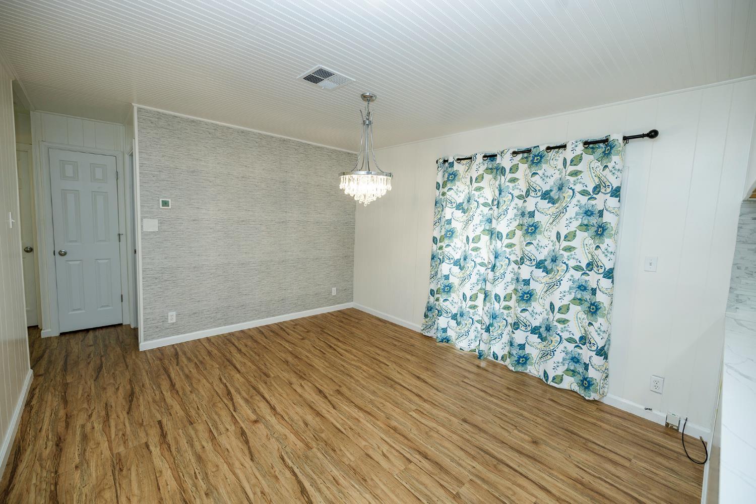 2505 Jackson Ave #194, Escalon, CA 95320