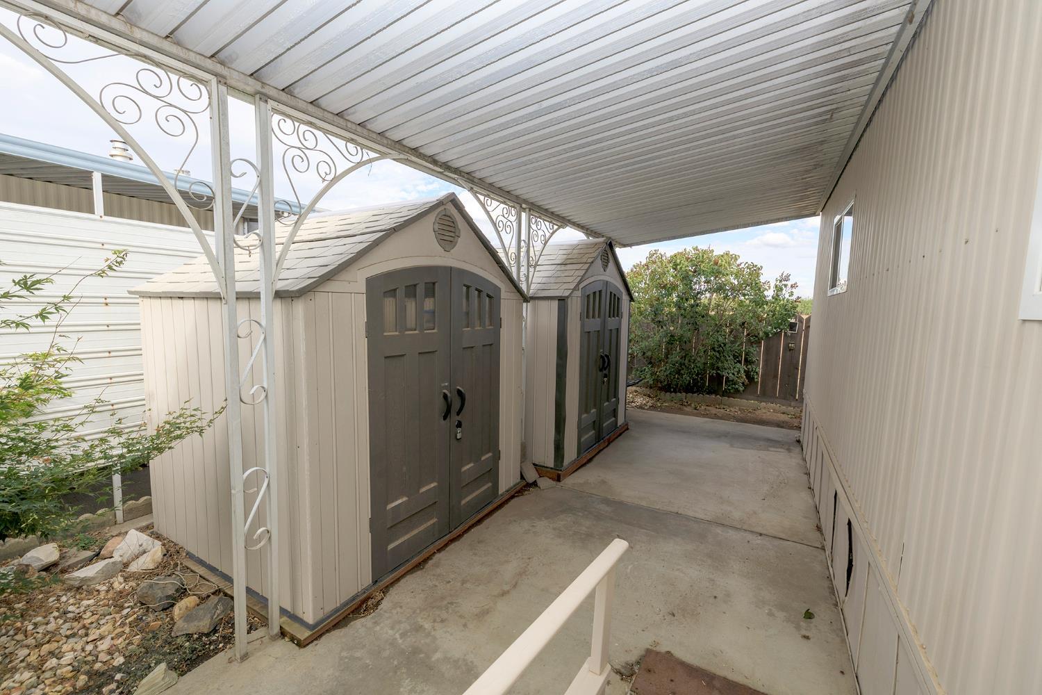 2505 Jackson Ave #194, Escalon, CA 95320