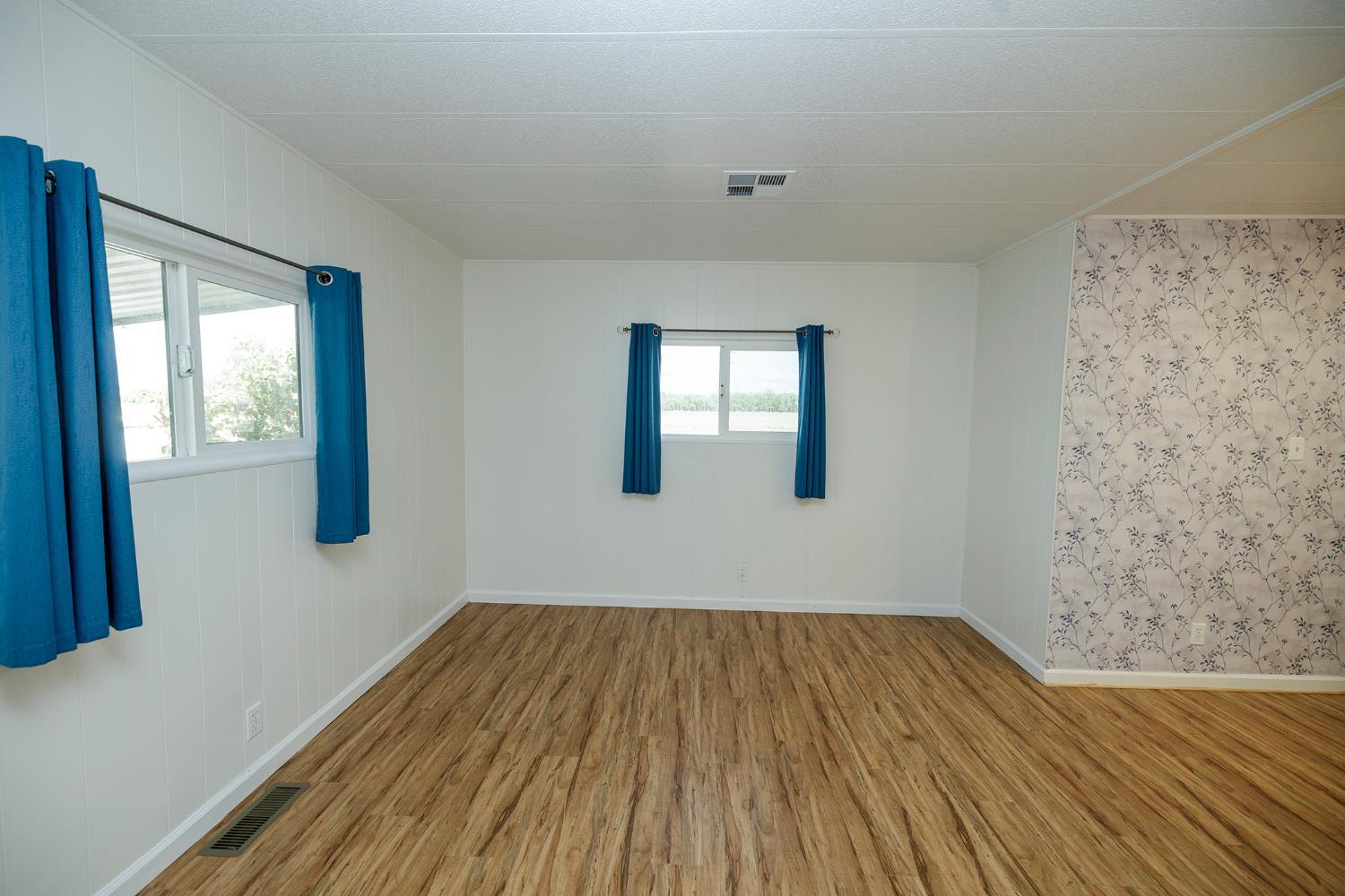 2505 Jackson Ave #194, Escalon, CA 95320