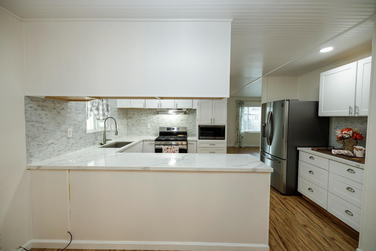 2505 Jackson Ave #194, Escalon, CA 95320