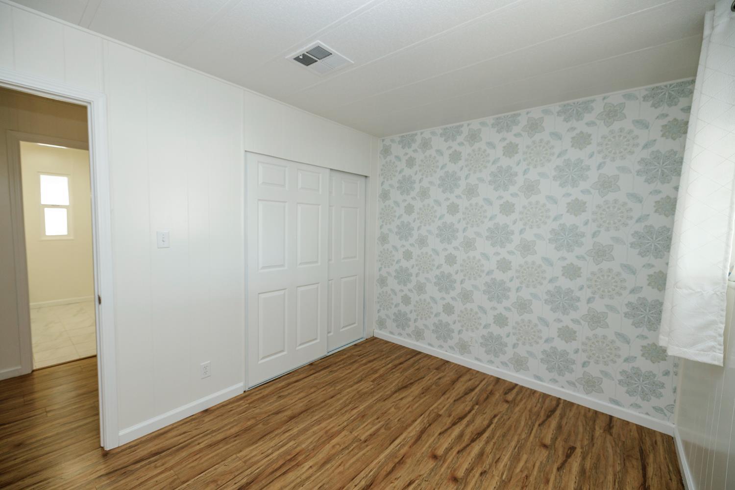 2505 Jackson Ave #194, Escalon, CA 95320