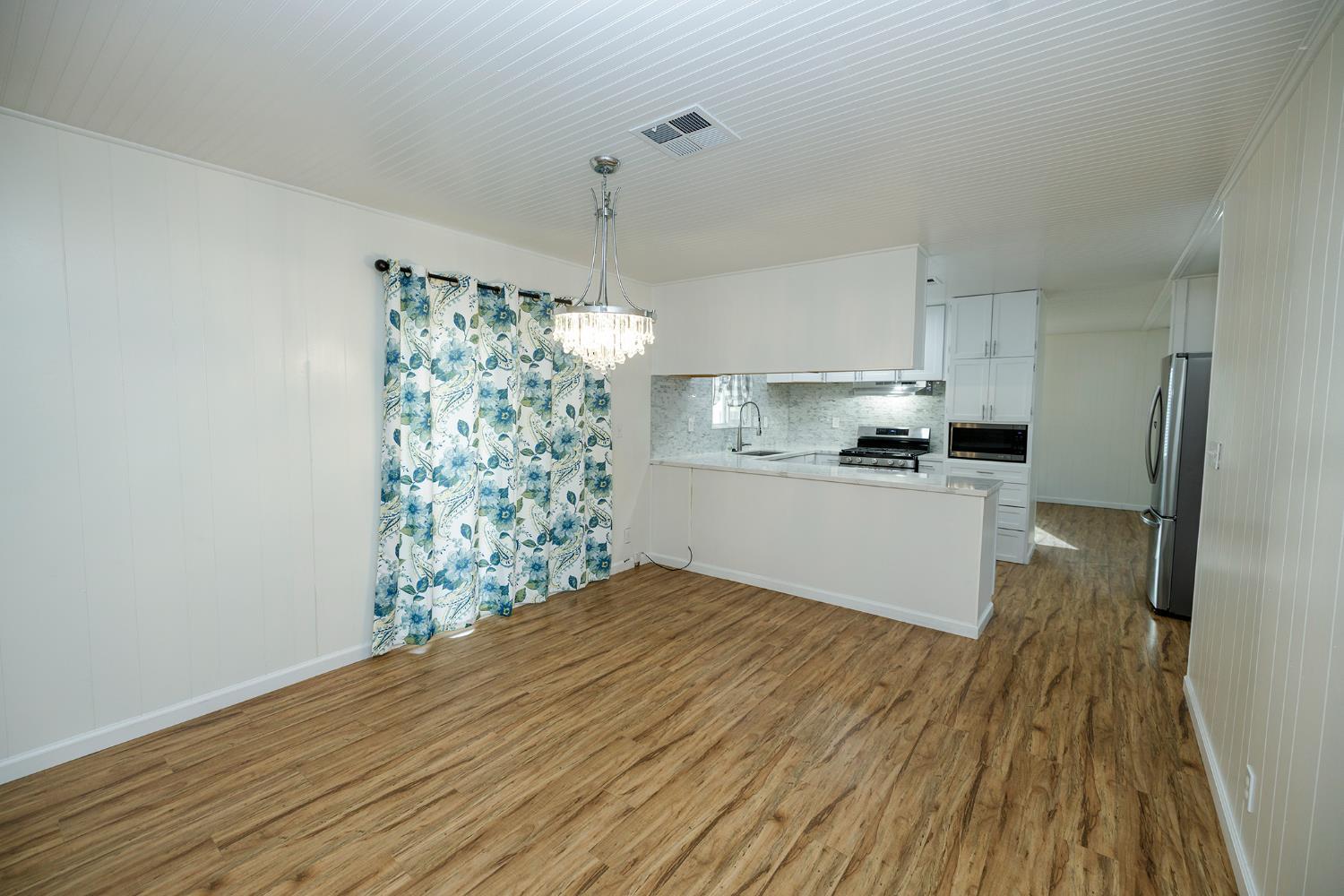 2505 Jackson Ave #194, Escalon, CA 95320