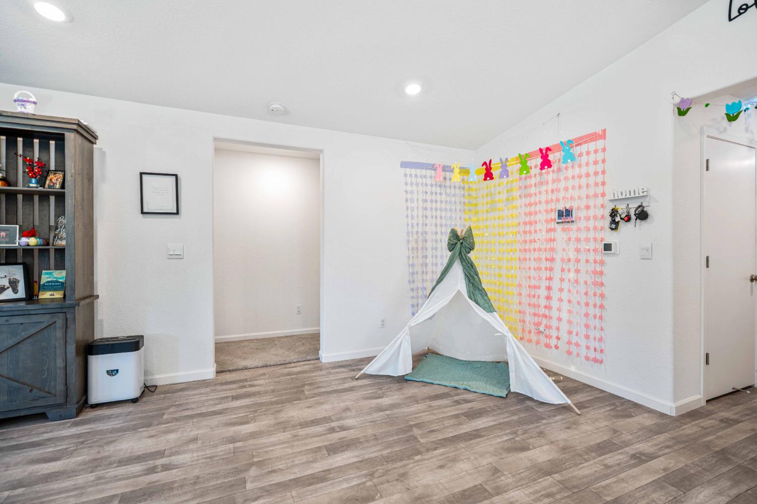 209 Dogwood Ranch Way, Patterson, CA 95363