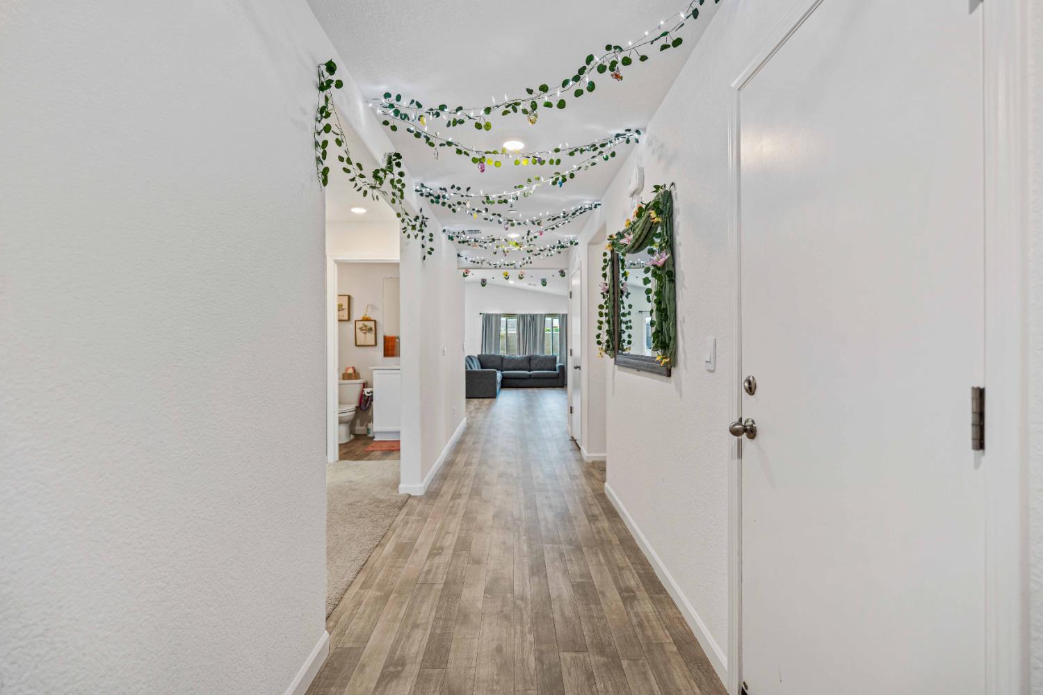 209 Dogwood Ranch Way, Patterson, CA 95363