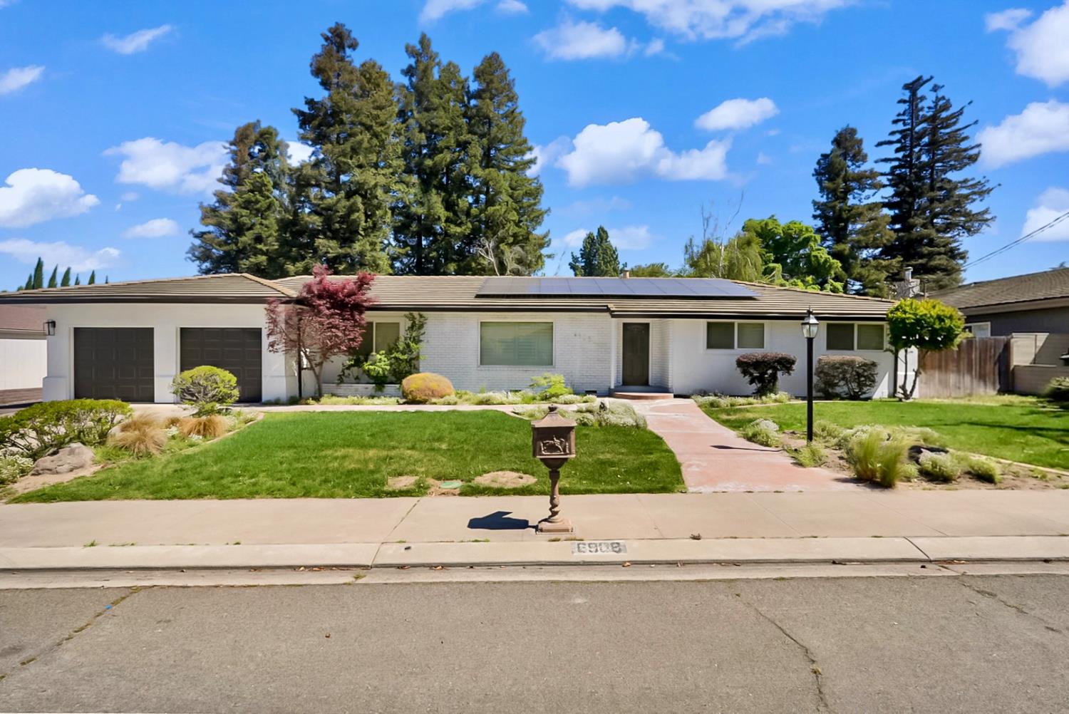 6908 Arrowwood Dr, Riverbank, CA 95367