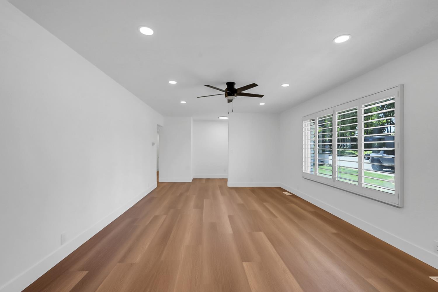 6908 Arrowwood Dr, Riverbank, CA 95367