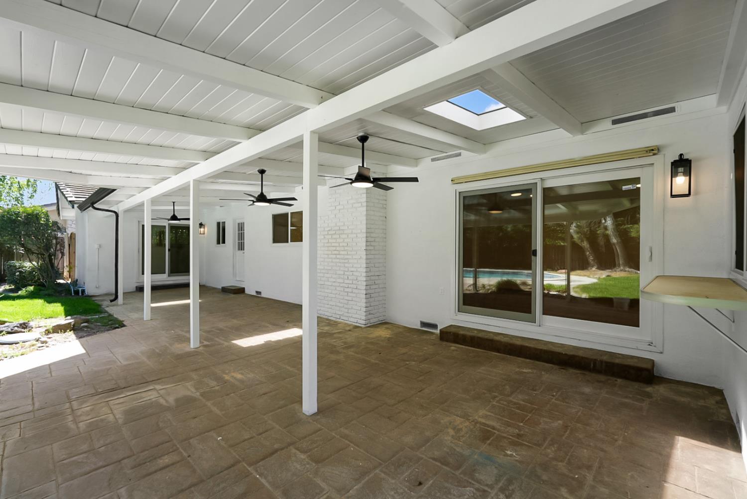 6908 Arrowwood Dr, Riverbank, CA 95367