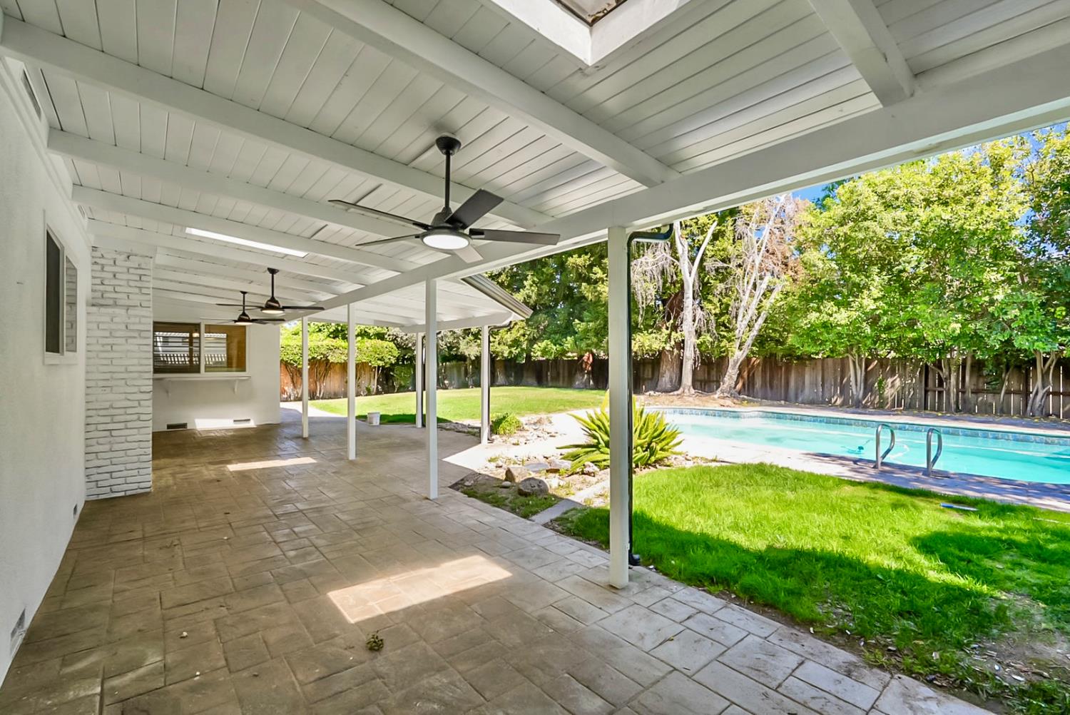 6908 Arrowwood Dr, Riverbank, CA 95367