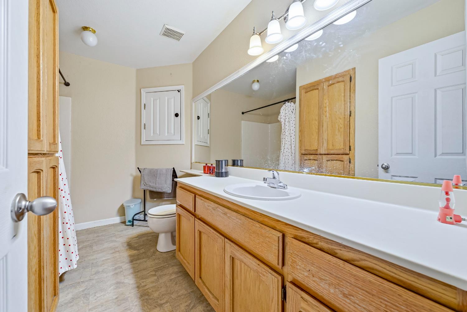 75 Via Jodi, Gustine, CA 95322