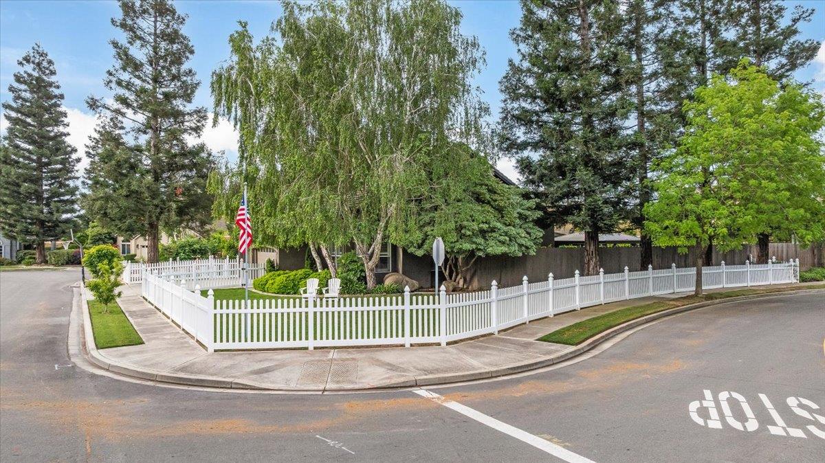 2485 Tigers Dr, Turlock, CA 95382