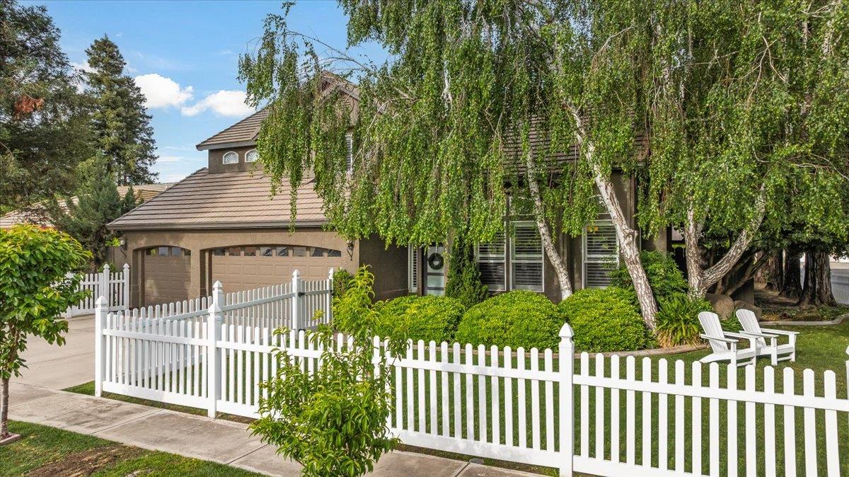 2485 Tigers Dr, Turlock, CA 95382