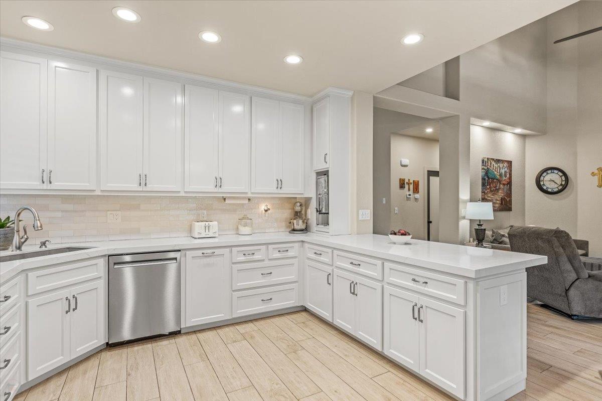 2485 Tigers Dr, Turlock, CA 95382