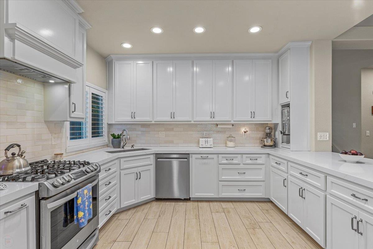 2485 Tigers Dr, Turlock, CA 95382