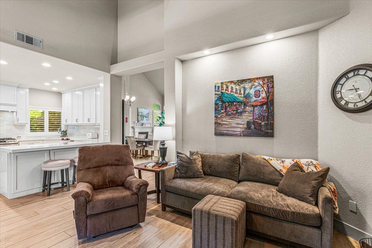 2485 Tigers Dr, Turlock, CA 95382