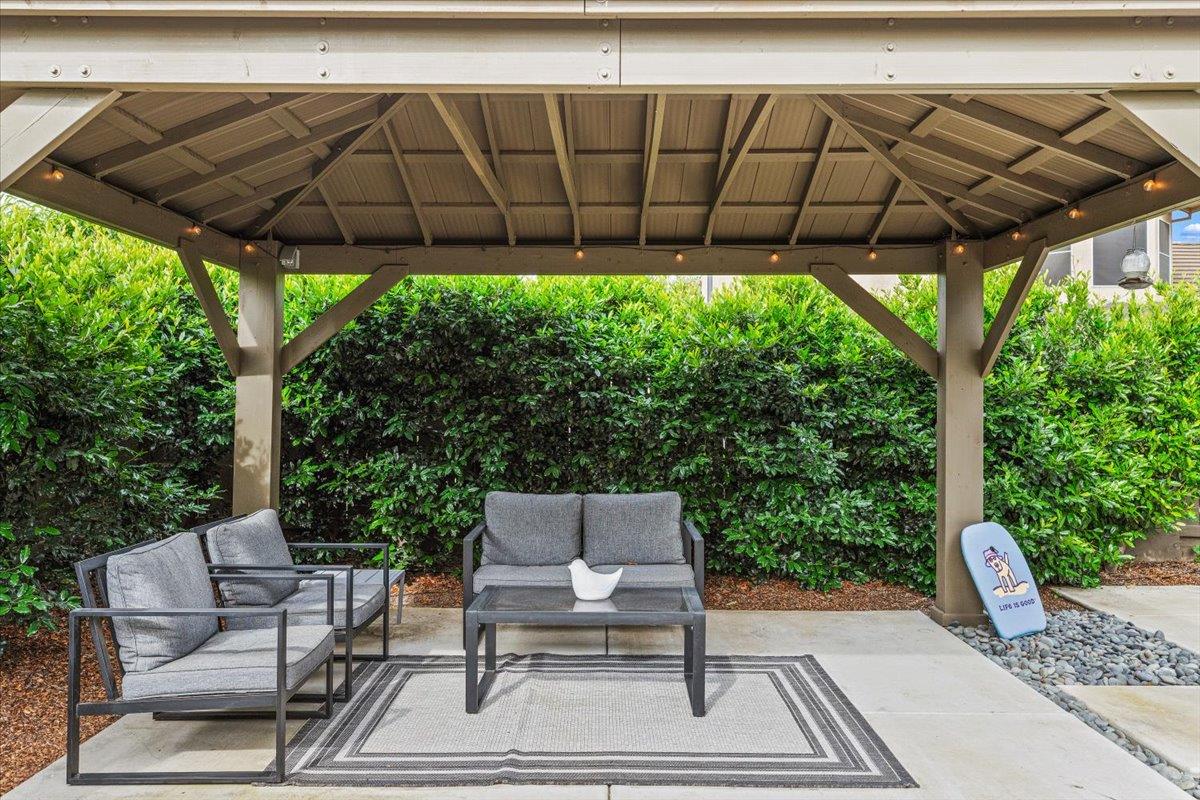 2485 Tigers Dr, Turlock, CA 95382