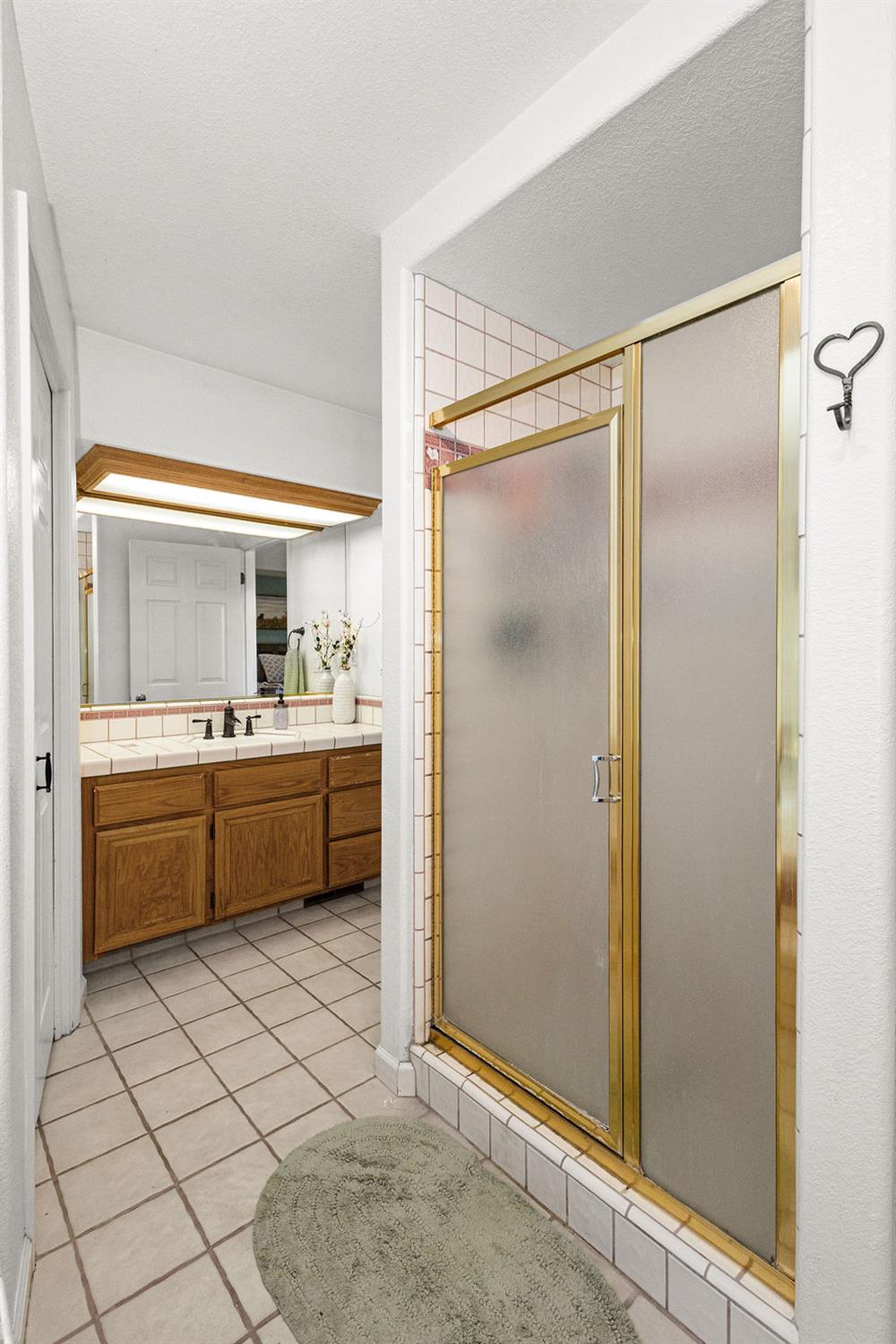 9824 Red Fox Dr, Oakdale, CA 95361