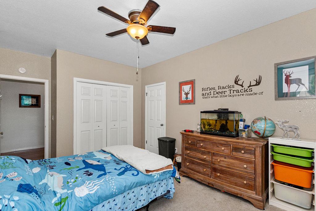 9824 Red Fox Dr, Oakdale, CA 95361