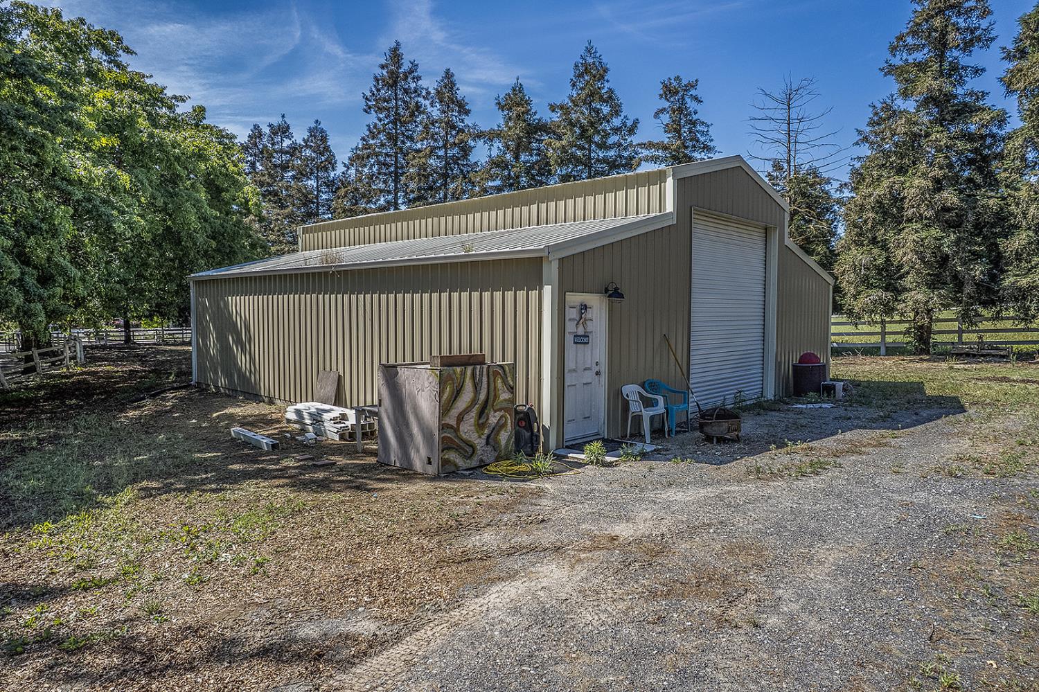 9824 Red Fox Dr, Oakdale, CA 95361