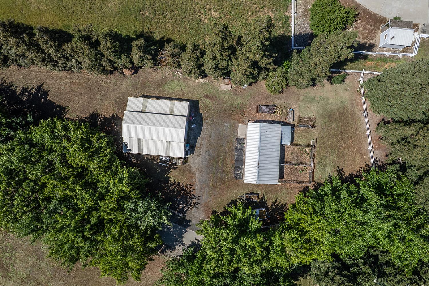 9824 Red Fox Dr, Oakdale, CA 95361