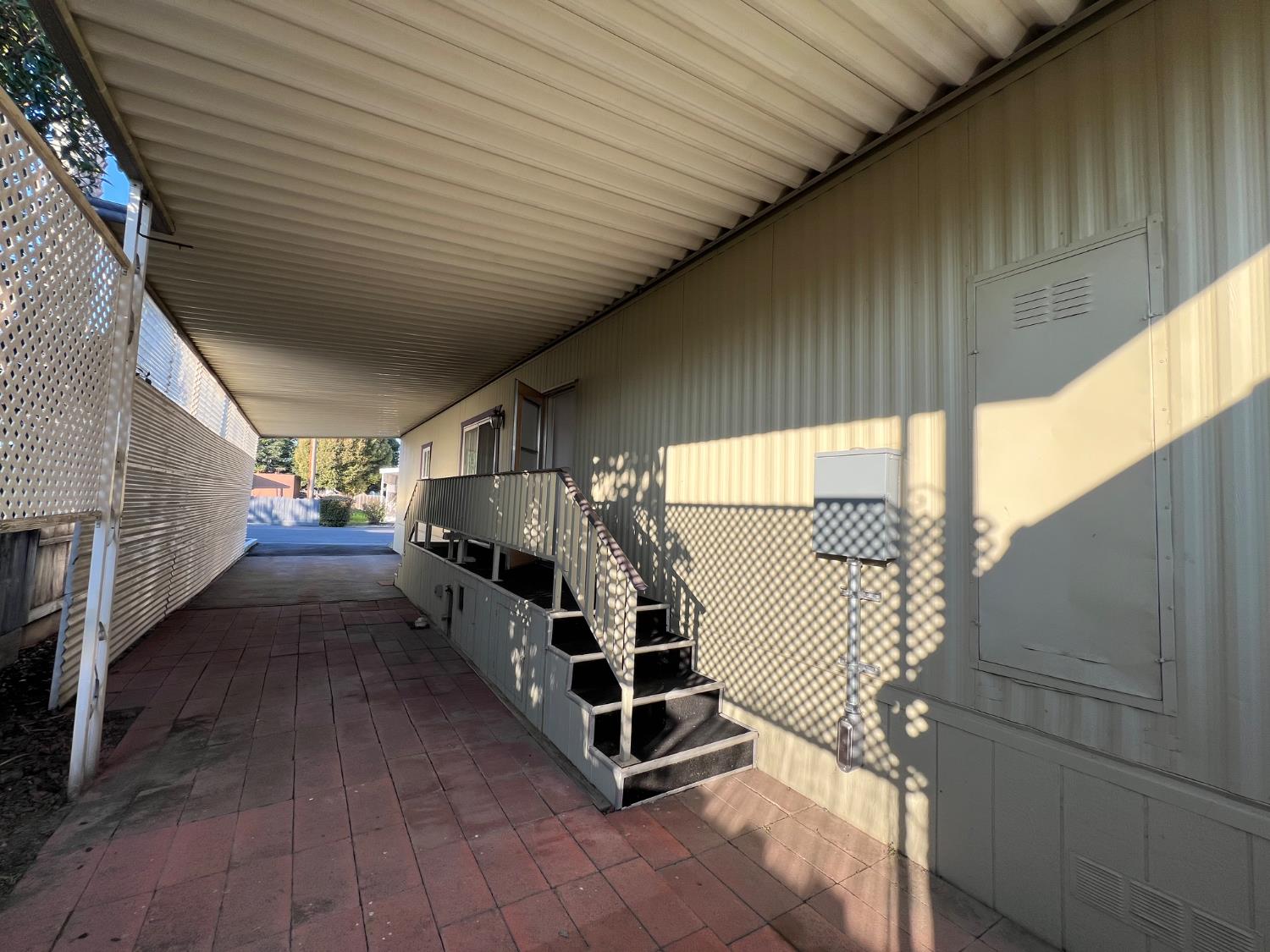 3955 Coffee #53, Modesto, CA 95355