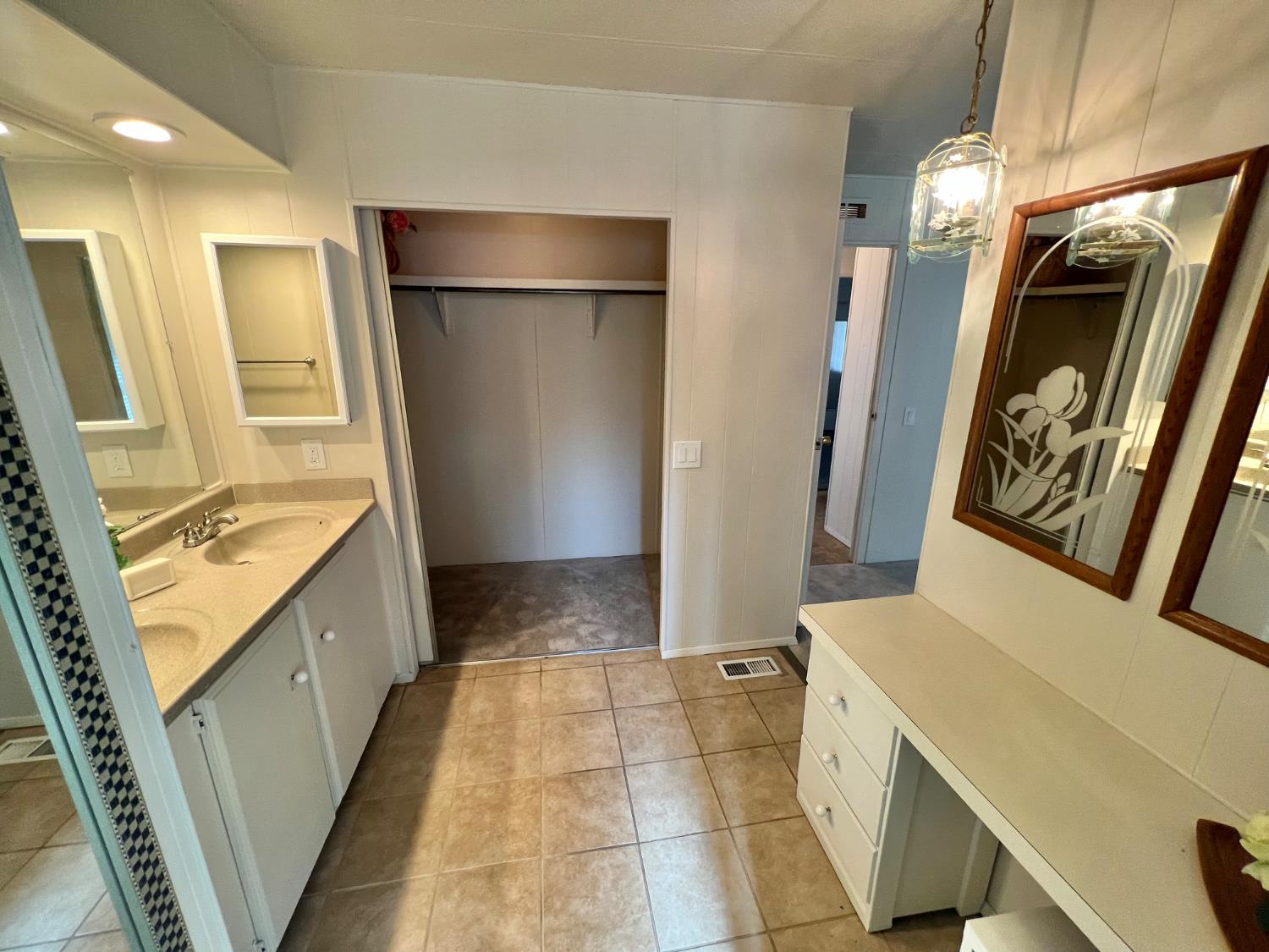 3955 Coffee #53, Modesto, CA 95355